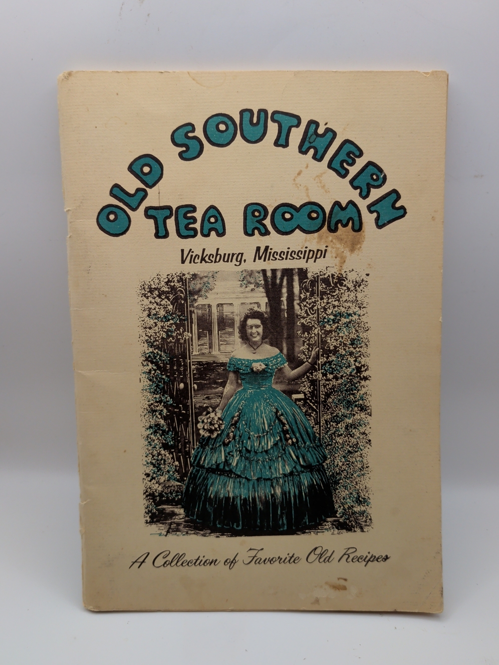 VICKSBURG MISSISSIPPI Old Southern Tea Room Favorite Old Recipes 1960 COOKBOOK(F